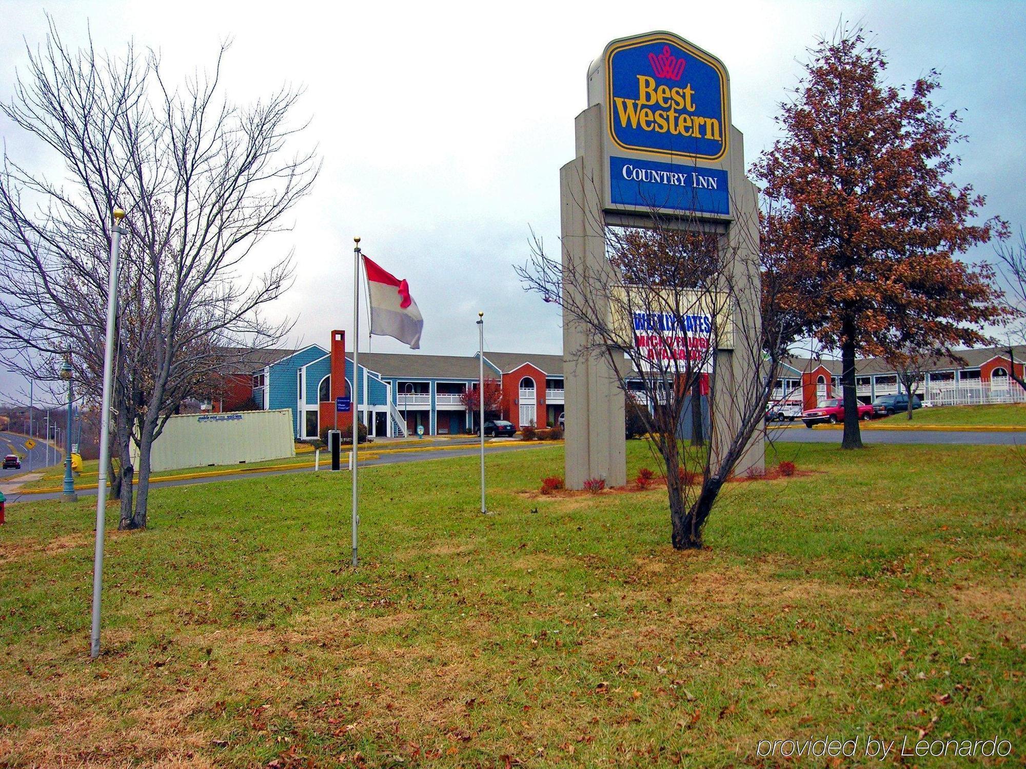 Days Inn Kansas City-Worlds Of Fun Eksteriør bilde
